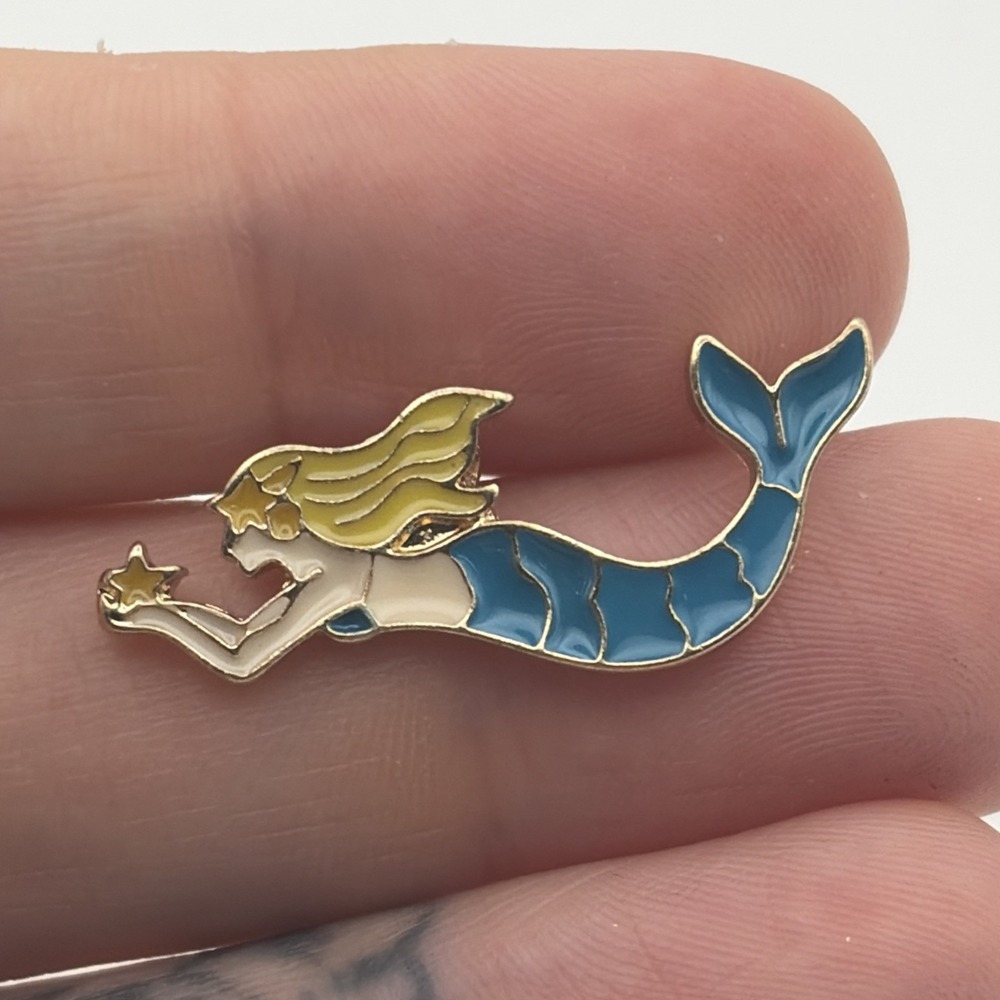 Cartoon Mermaid Swimming With Starfish Lapel Hat Pin Blue Gold Tone Enamel